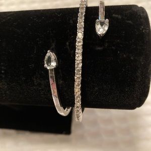 Women’s Silver Tone Zirconia Coil  bracelet